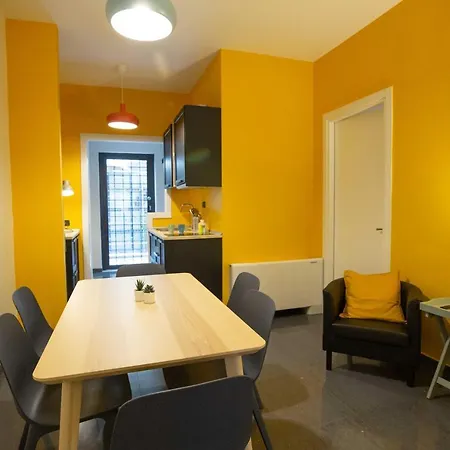 Apartament Il Giardinetto A Colori By Dimorra Neapol